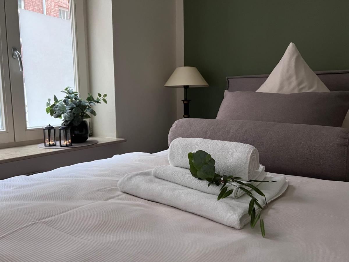Burghofdrei Hygge & Zentral P-Platz Streaming Appartement Flensburg Buitenkant foto